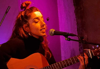 Paula Bila & Band (Spaans temperament) Paula Bila